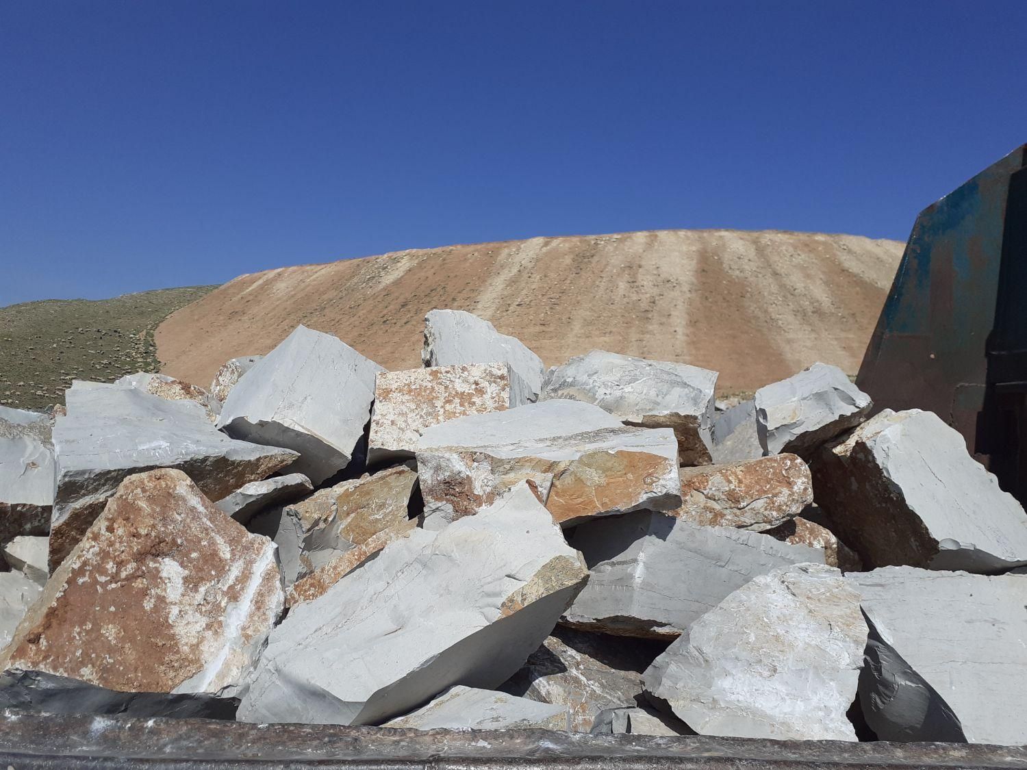 سنگ لاشه سنگ پی سنگ بنواسنگ فنداسیون سنگ دیوار کشی|عمدهفروشی|کرمانشاه, |دیوار