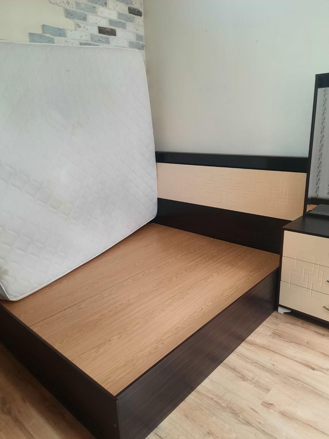 ست تخت  ۱۸۰ سانتی همراه دراور و تشک|تخت و سرویس خواب|تهران, شادمان|دیوار