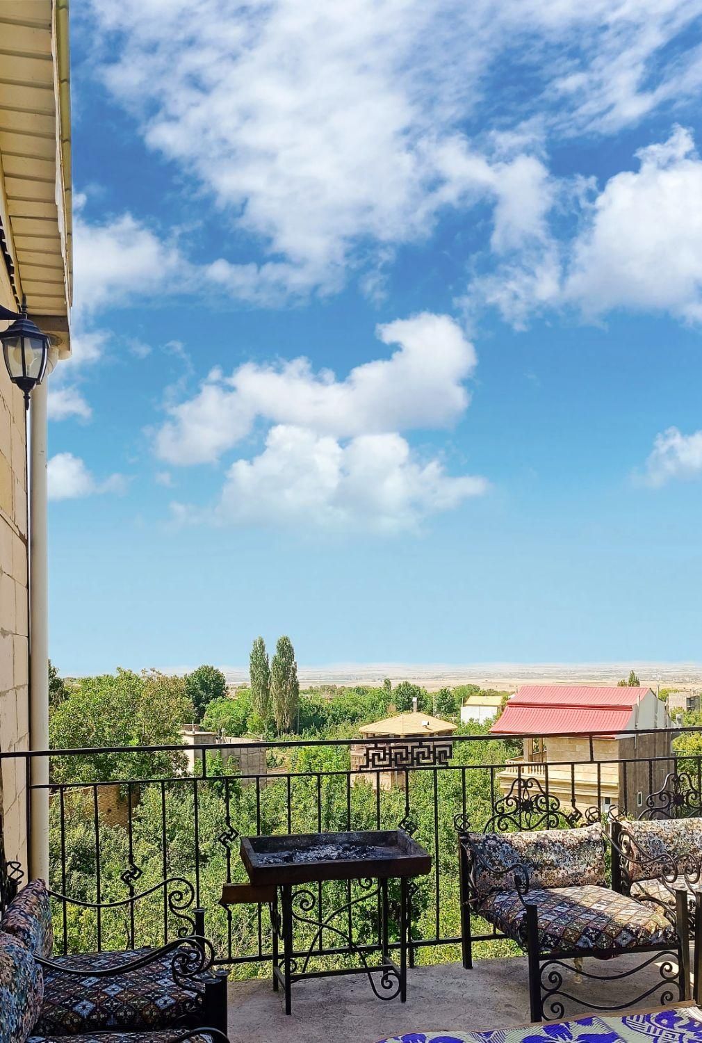 اجاره ویلاباغ بوژان با چشم انداز|اجارهٔ کوتاهمدت ویلا و باغ|نیشابور, |دیوار