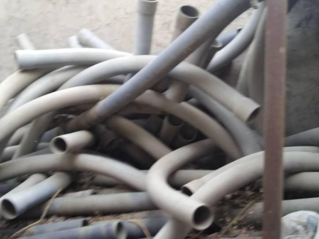 تجهیزات مخابراتی سکو سیمانی لوله خم گلویی|مصالح و تجهیزات ساختمان|تهران, یافت آباد جنوبی|دیوار