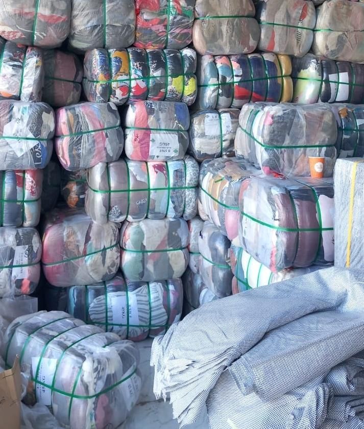 لباس استوک چهارفصل عمده مرکزی|لباس|رشت, سعدی (تختی)|دیوار