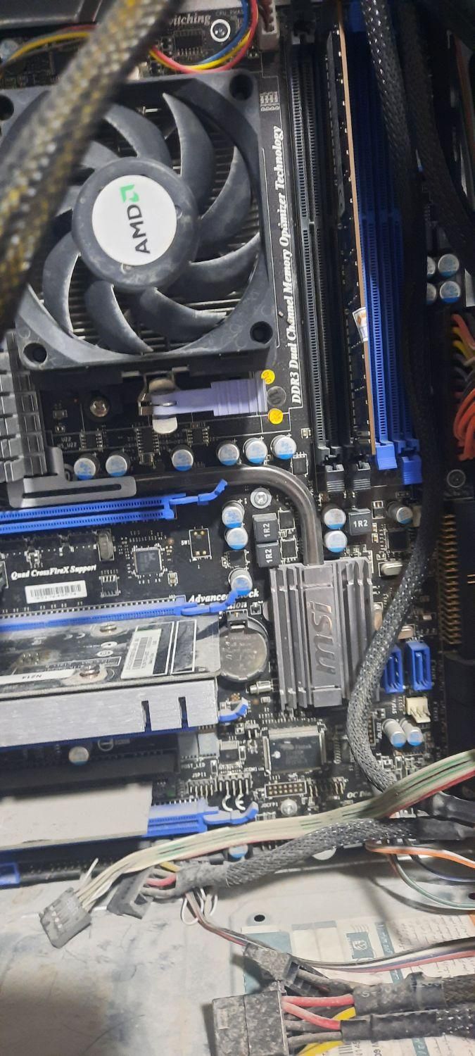 کیس کامپیوتر خانگی|رایانه رومیزی|تربتحیدریه, قائم|دیوار