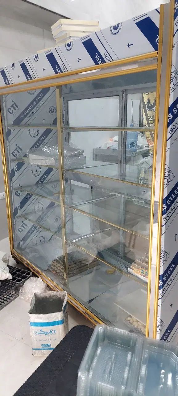 لوازم فانتزی بفروش میرسد مشتری واقعی تماس بگیرد|عمده‌فروشی|پردیس, فاز ۱۱|دیوار