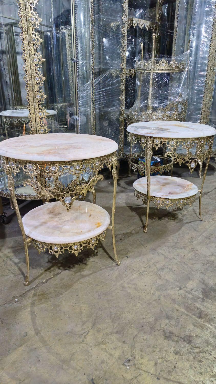 میز خاطره(میز تلفن)برنزی|میز تلفن|پاکدشت, خاتون آباد|دیوار