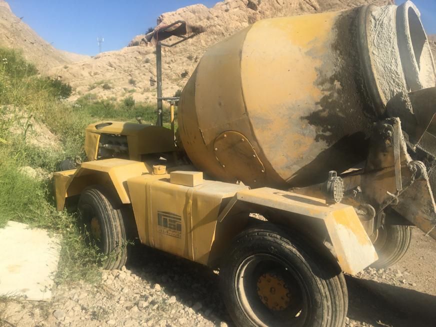 اتو میکسر ۲متر مکعبی|خودرو سنگین|حاجیلار, |دیوار