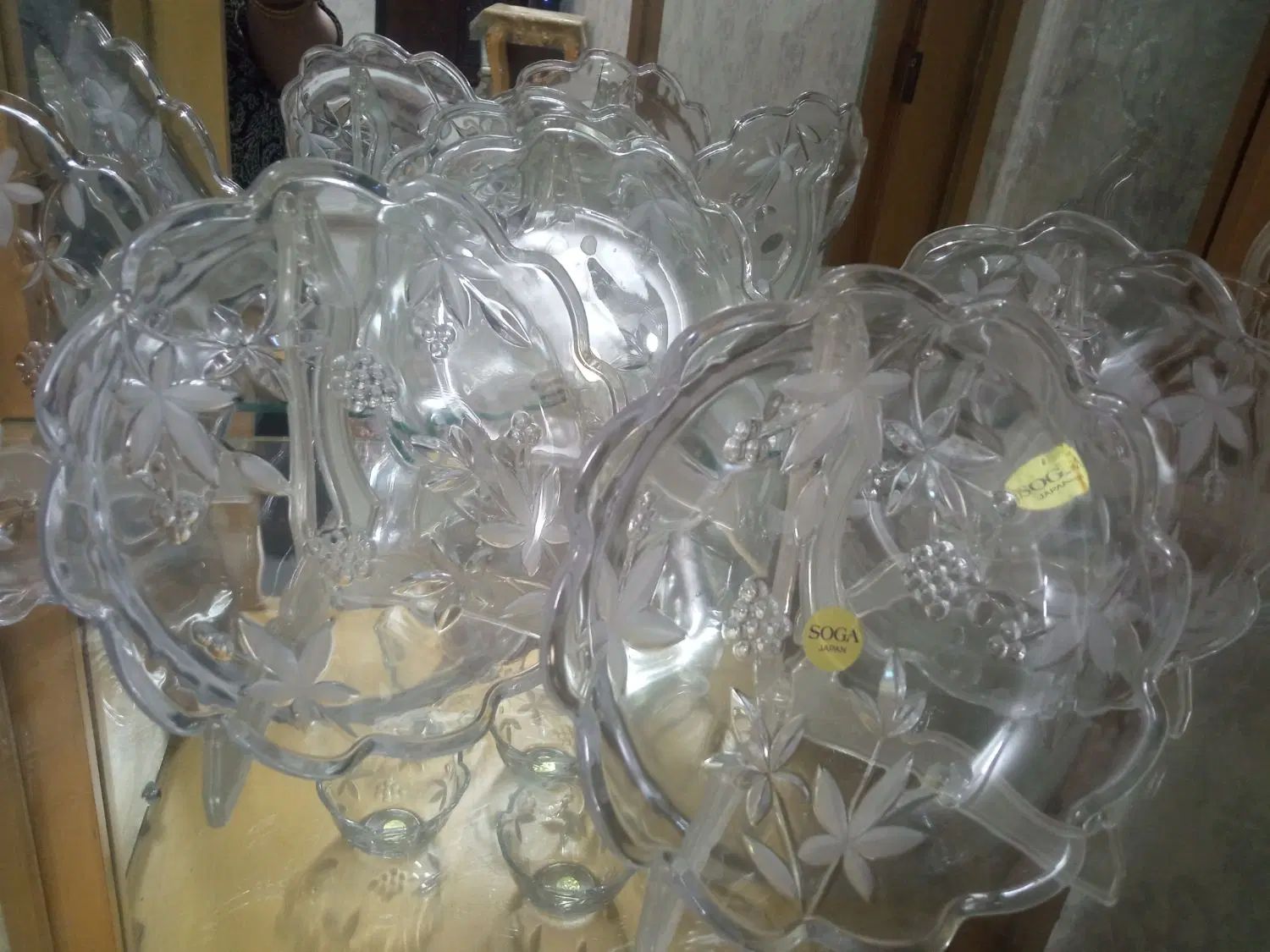 ظرف کریستال سوگا ژاپن گل یاقوتی پیشدستی پیاله|ظروف سرو و پذیرایی|مشهد, گاز|دیوار
