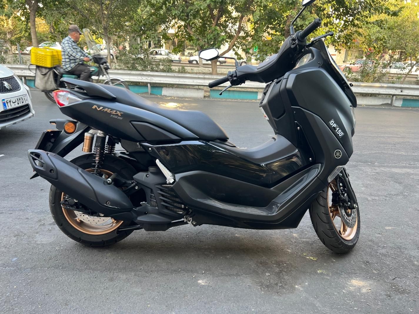 nmax 1402 سوییچ|موتورسیکلت|تهران, جمهوری|دیوار