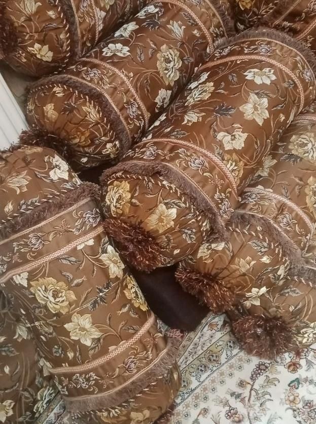 بالشت وپشتی|مبلمان خانگی و میز عسلی|کازرون, |دیوار