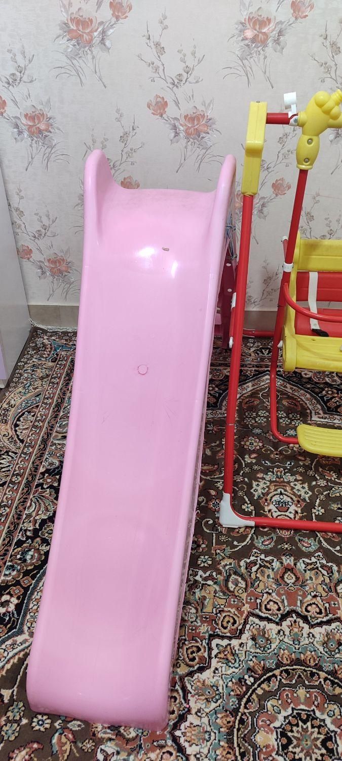 تاب و سرسره بازی|اسباب‌‌بازی|شاهین‌شهر, عطار|دیوار