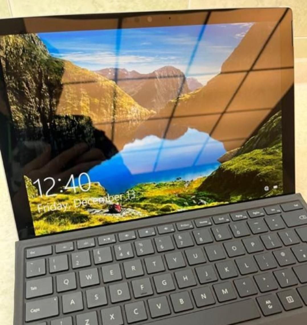 لب تاب  Surface Pro5 i5(7)|رایانه همراه|اصفهان, بهار آزادی|دیوار