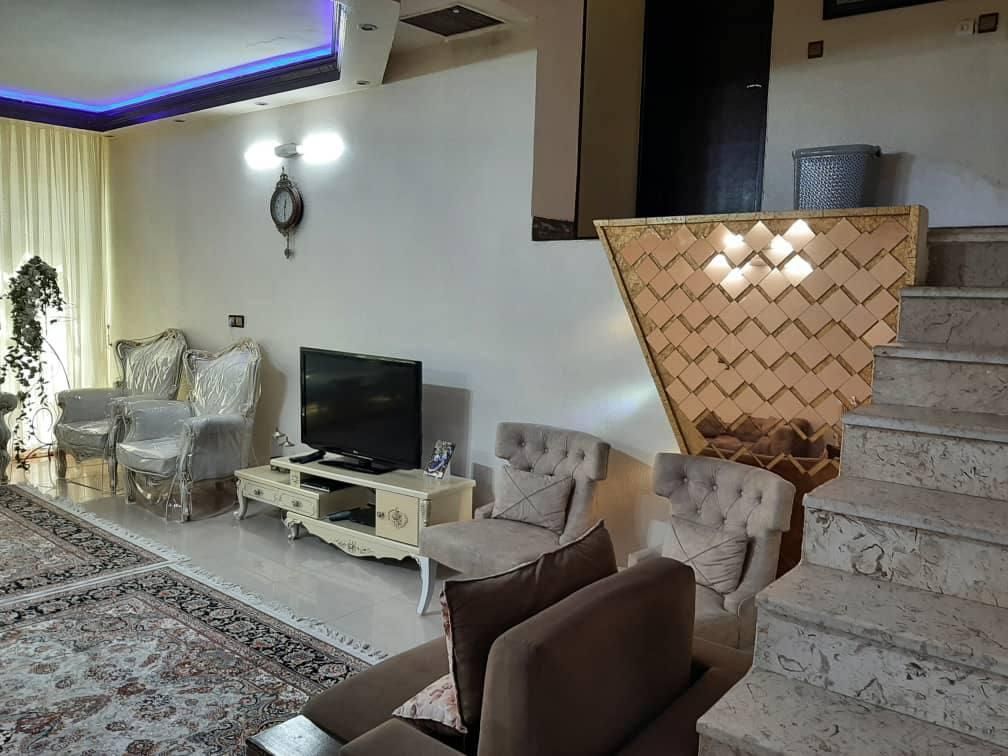 ویلایی ۲۰۰ متری جنوبی ، دوبلکس ، خانه کارگر|فروش خانه و ویلا|شاهین‌شهر, ۹ دی|دیوار