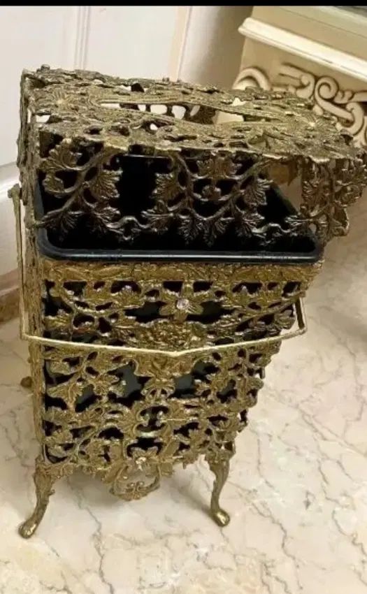 سطل آشغالی  برنز و جا دستمال کاغذی سالم و در حد|صنایع دستی و سایر لوازم تزئینی|اسلام‌شهر, باغ فیض|دیوار