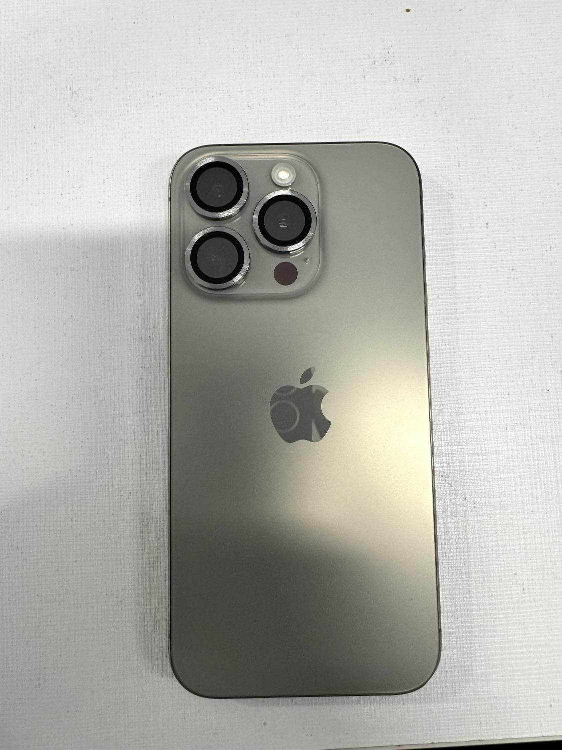 اپل iPhone 15 Pro  با حافظهٔ ۲۵۶ گیگابایت|موبایل|تهران, باغ آذری|دیوار