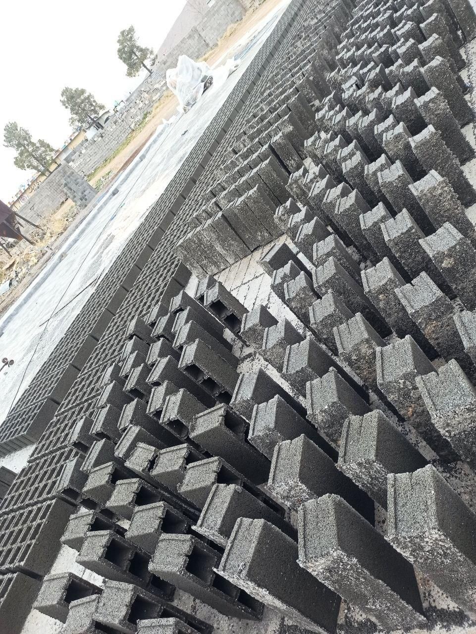 انواع بلوک دیواری ولیکا و دس و سیمان و گچ|مصالح و تجهیزات ساختمان|صدرا-فارس, فاز ۱|دیوار