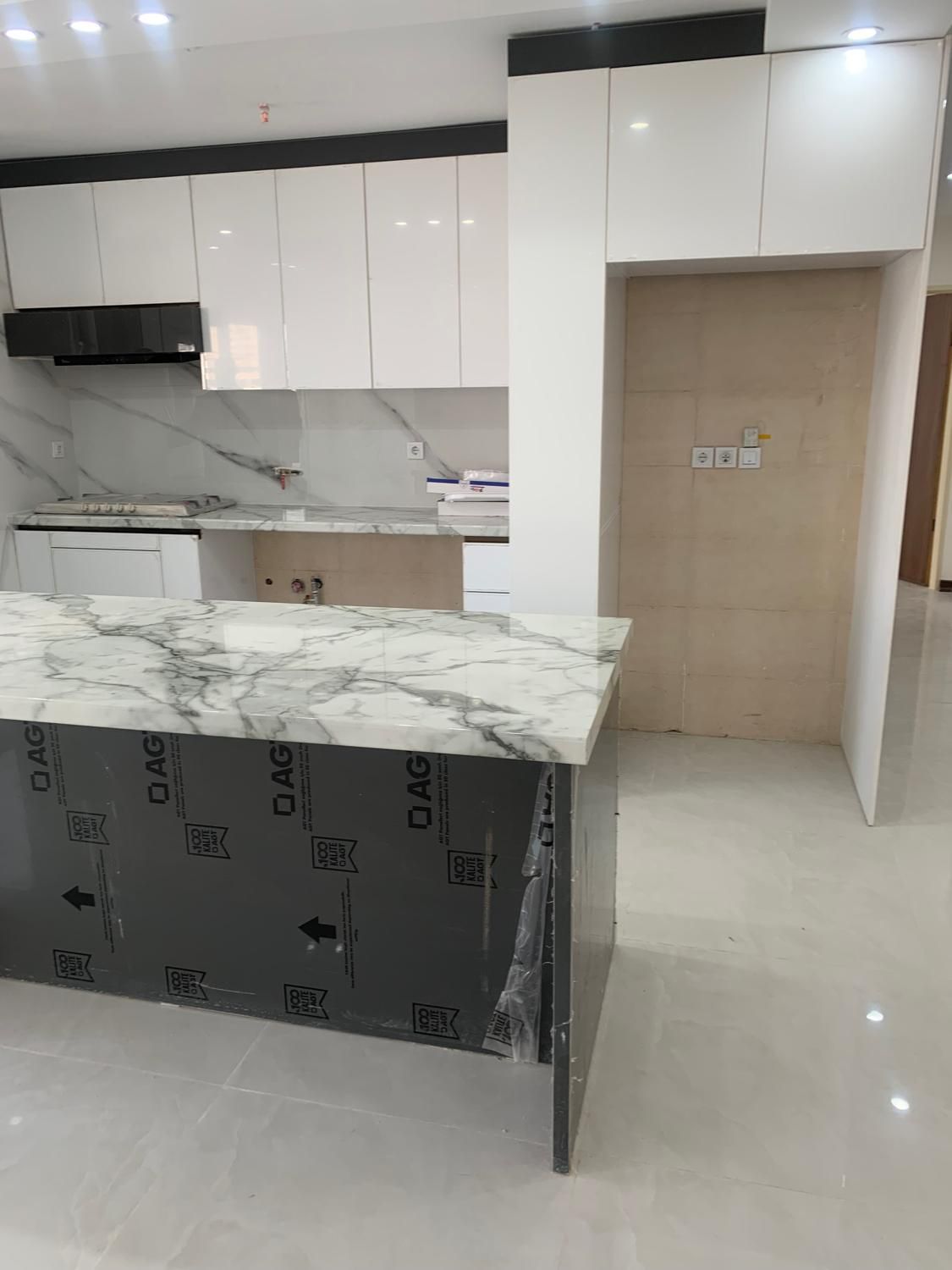 اجاره واحد ۱۲۰ متری کلید نخورده کوهک