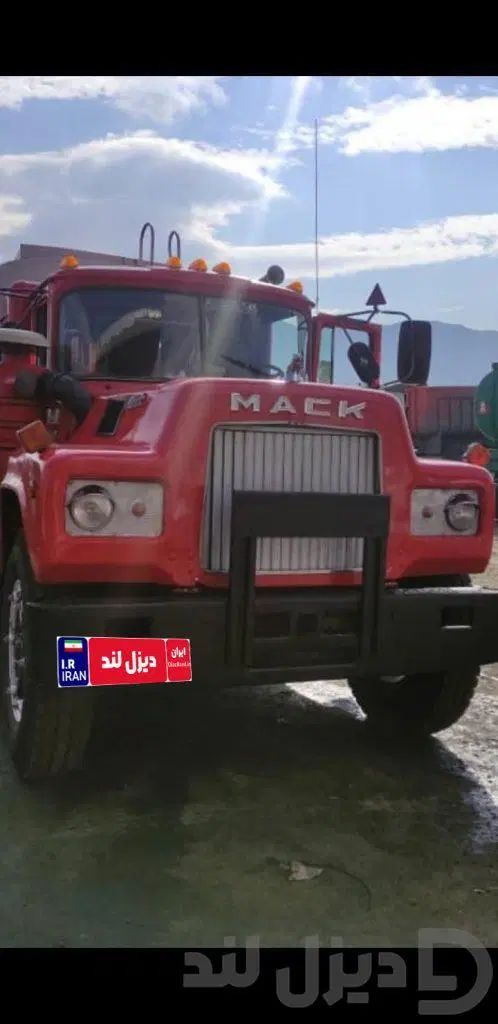 جذب 2نفر راننده، جهت رانندگی با ماک و کمپرسی بنز|استخدام حمل و نقل|همدان, |دیوار