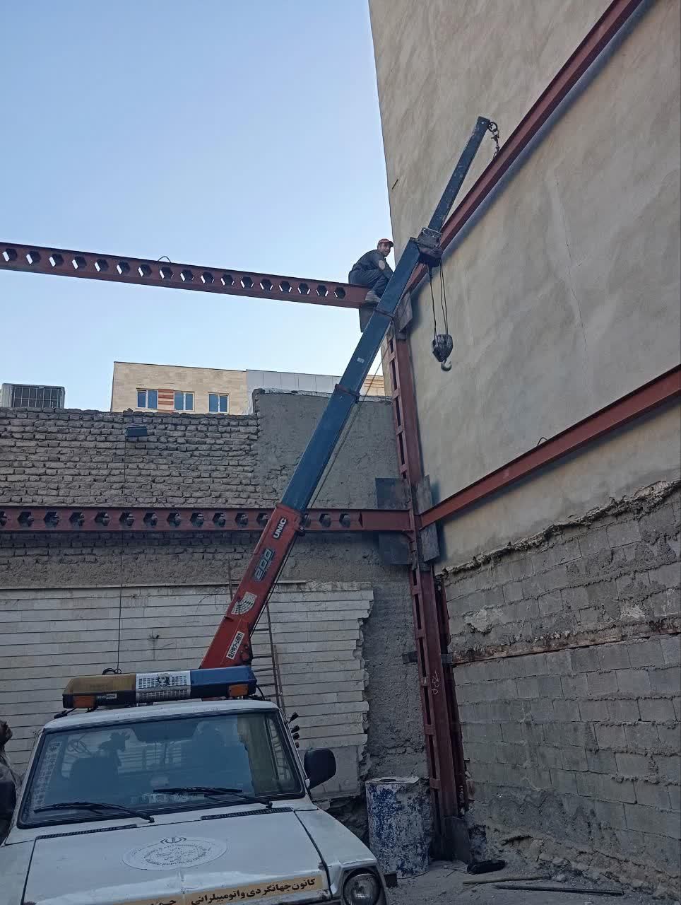 جرثقیل نیسان دوتن و یدک  کش خودرو|خدمات حمل و نقل|تبریز, |دیوار