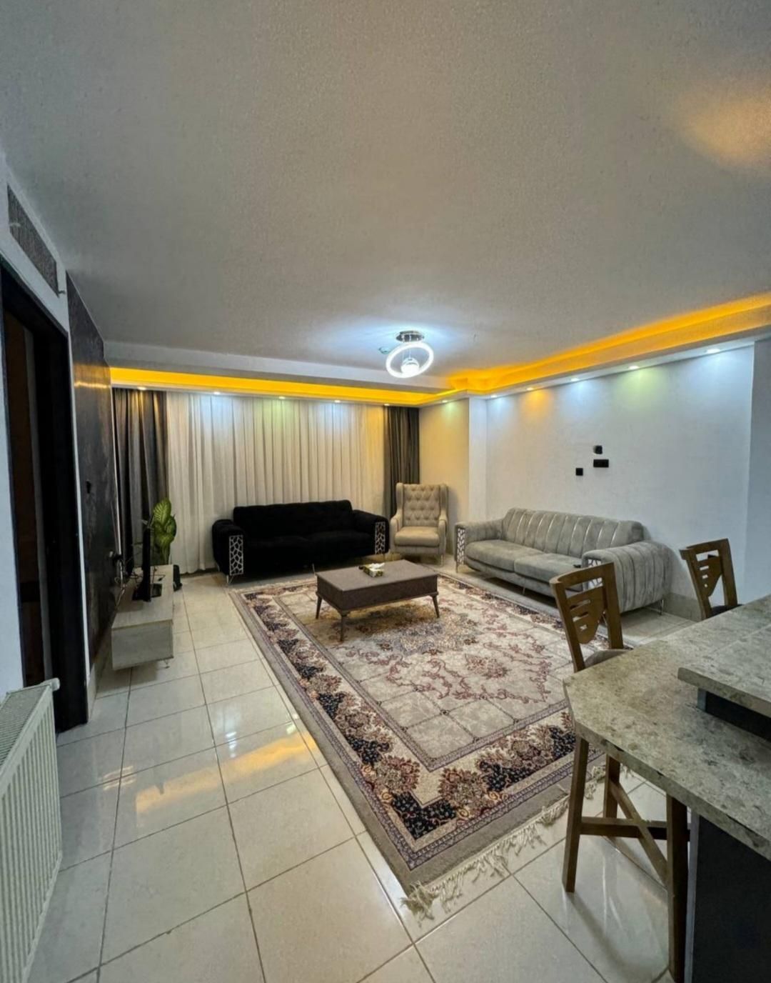 آپارتمان مبله عفیف آباد|اجارهٔ کوتاه‌مدت آپارتمان و سوئیت|شیراز, عفیف‌آباد|دیوار