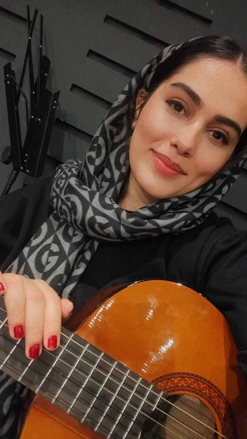 آموزش تخصصی گیتـار|خدمات آموزشی|تهران, چهارصد دستگاه|دیوار