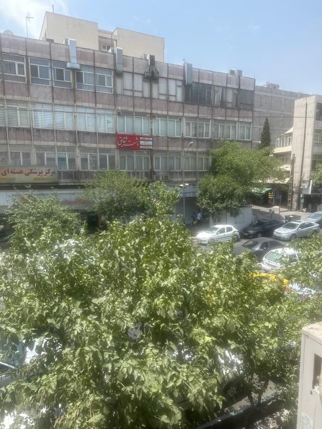 تجاری بر امیر آباد شمالی ۶۰ متر|اجارهٔ مغازه و غرفه|تهران, امیرآباد|دیوار
