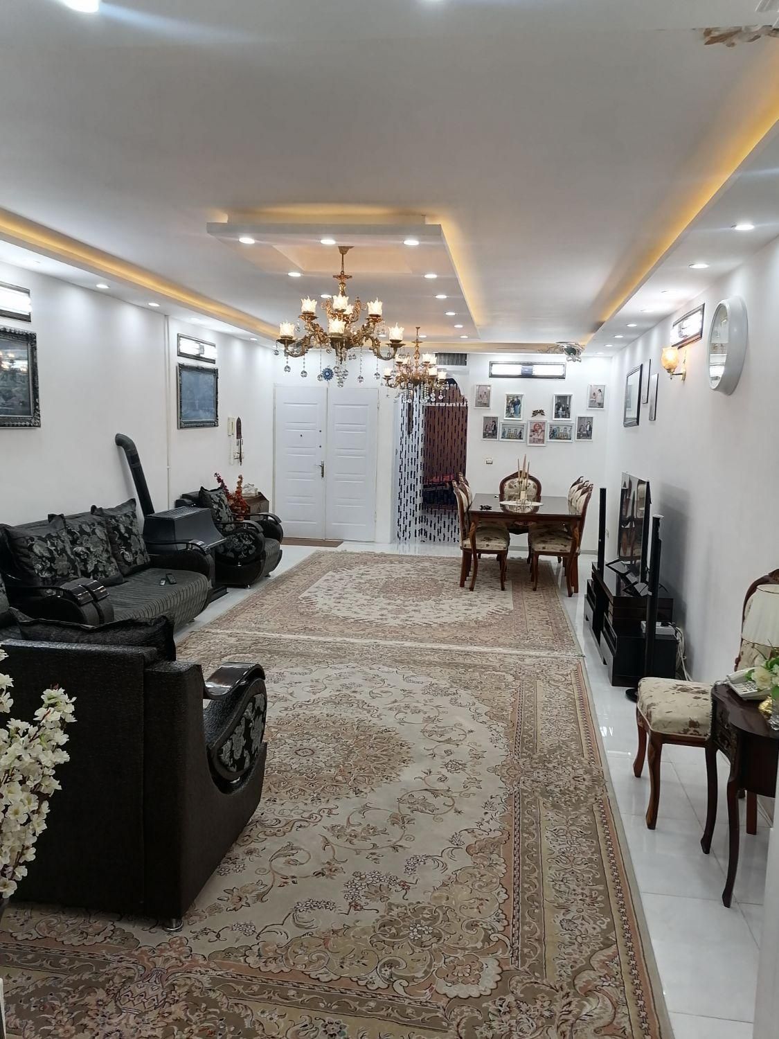 یک واحد آپارتمان تجاری مسکونی توس70  خیابان زمان|فروش دفتر کار، اتاق اداری، مطب|مشهد, توس (بلوار توس)|دیوار