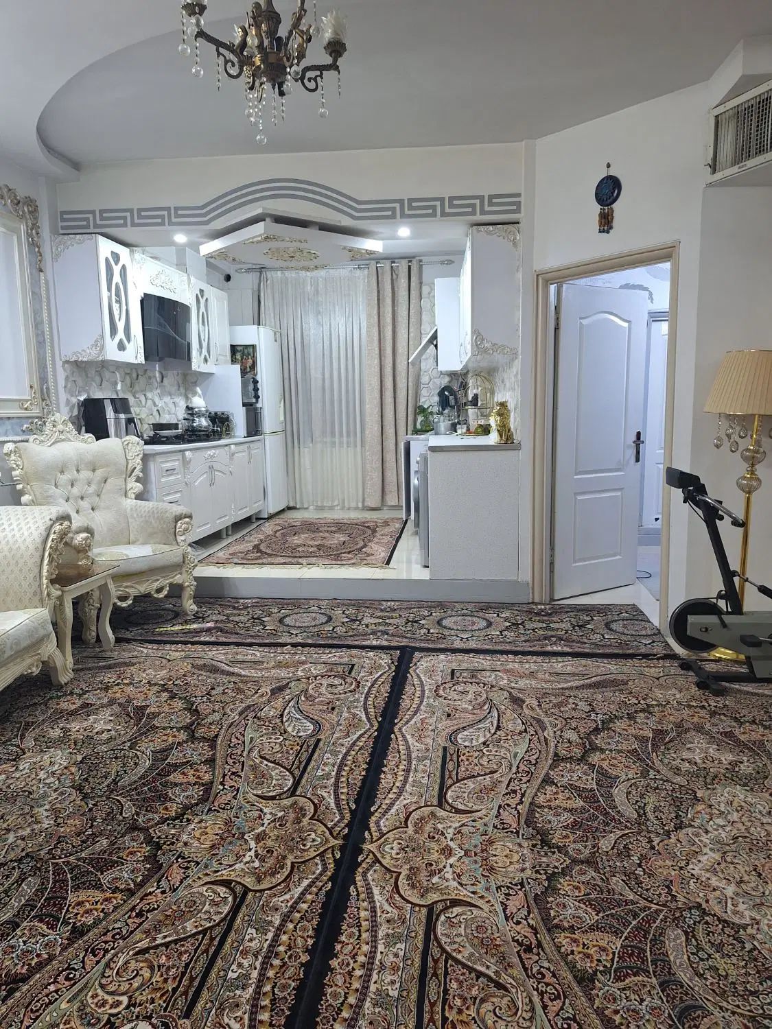 اپارتمان ۶۰ متر /واقع در کارگر/ با اسانسور|اجارهٔ آپارتمان|قرچک, زیبا شهر|دیوار