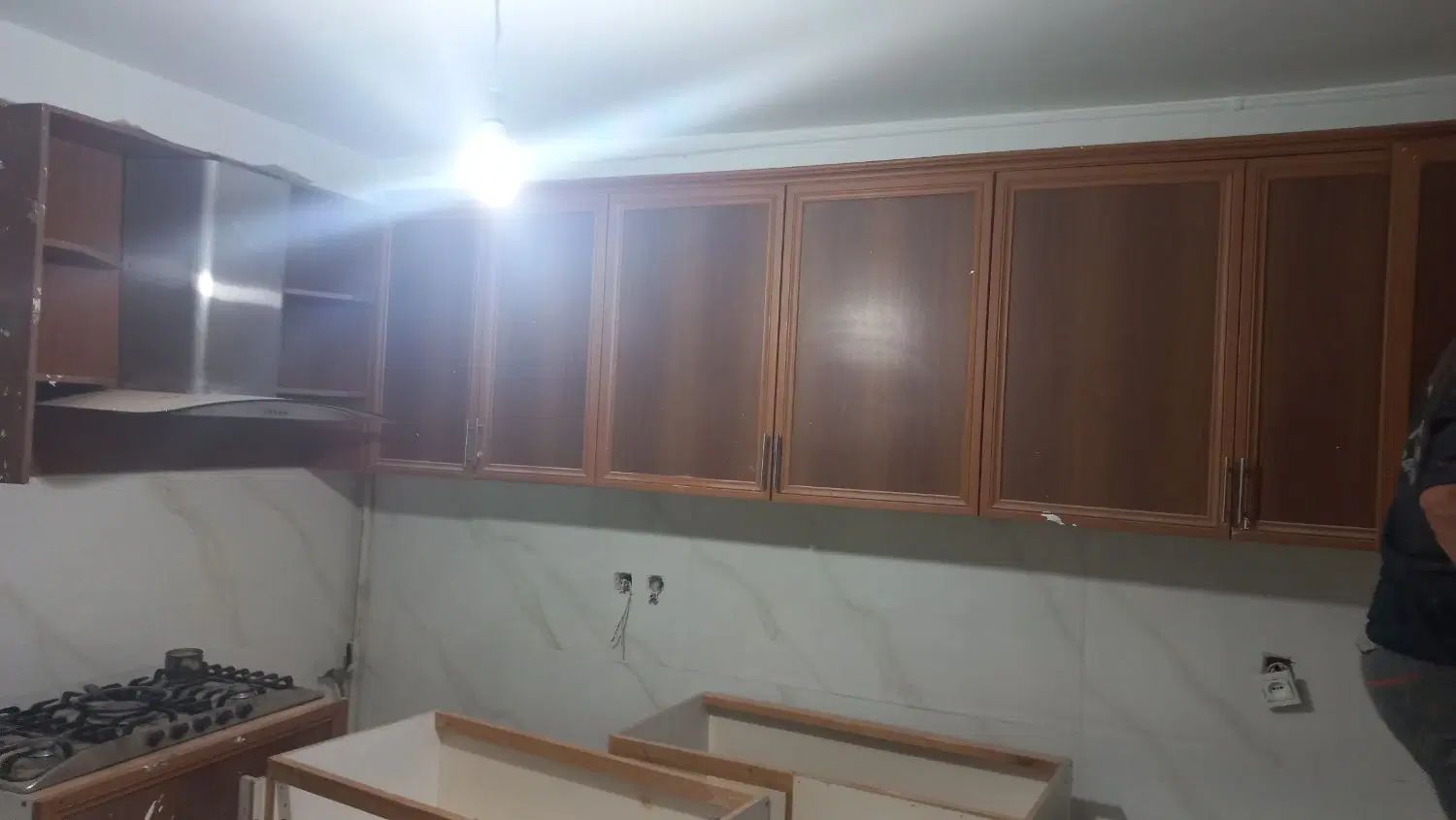۲۰ عدد درب چوبی کابینت mdf به همراه لولا و دستگیره|مصالح و تجهیزات ساختمان|کرج, حصار|دیوار