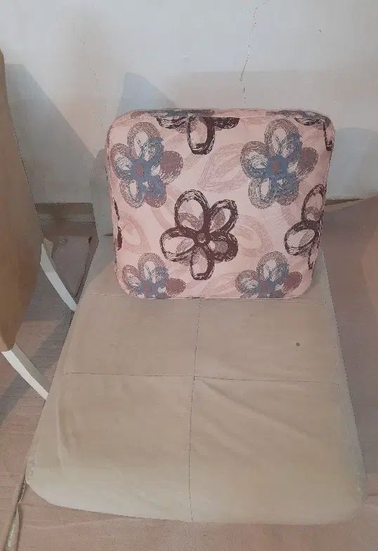 کاناپه همراه با کوسن|مبلمان خانگی و میز عسلی|کرج, حسن آباد|دیوار