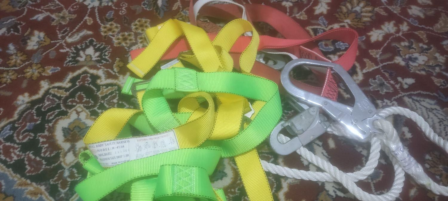 فروش یک عدد کمربندایمنی نوع|کیف، کفش، کمربند|کوه چنار, |دیوار