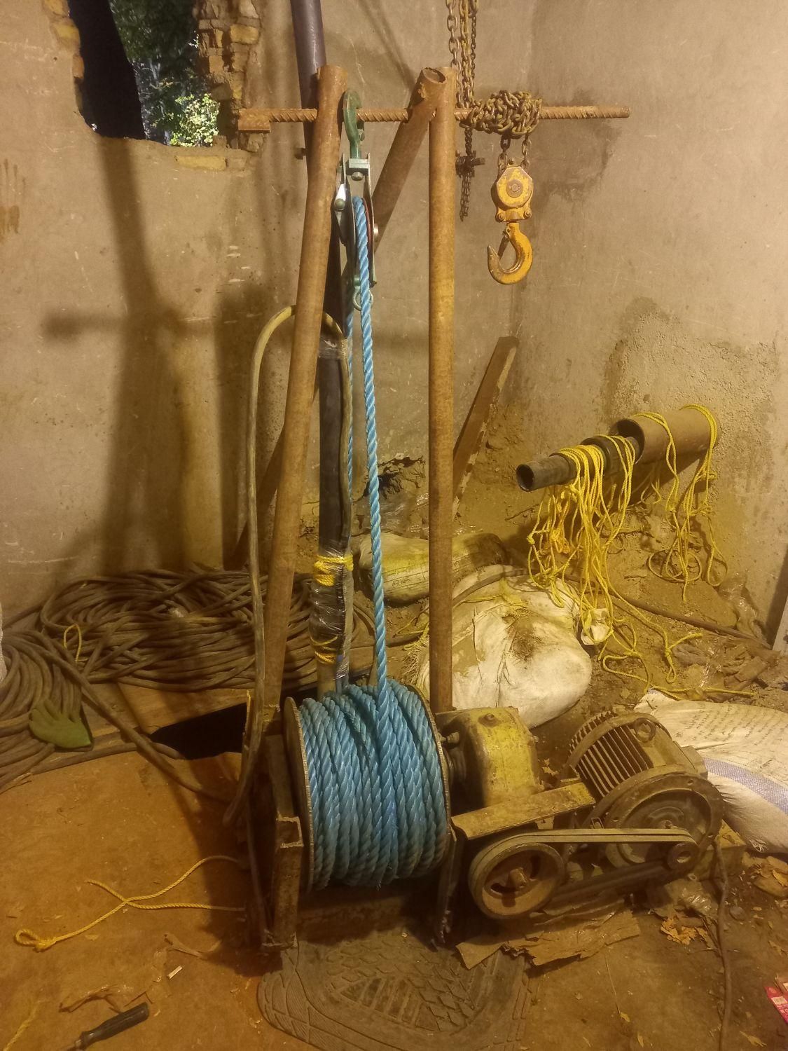 حفاری چاه اب عمیق بادستگاه،بازو بست پمپ شناور ،|خدمات پیشه و مهارت|تهران, فتح|دیوار