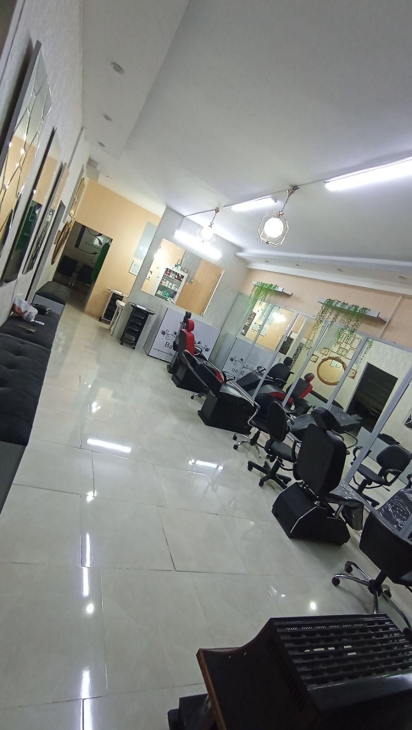 اجاره لاین های آرایشی|آرایشگاه و سالنهای زیبایی|زنجان, |دیوار