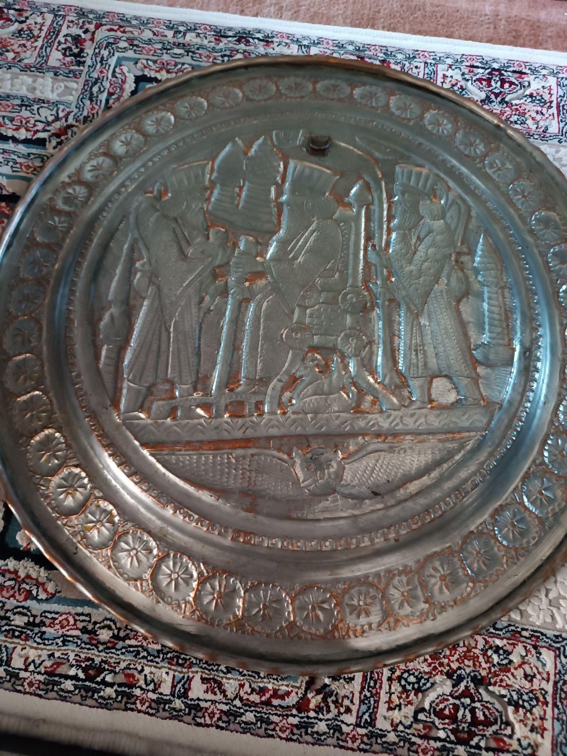 سینی مسی خیلی قدیمی ومحکم|کلکسیون اشیاء عتیقه|اسلامشهر, شهرک واوان|دیوار