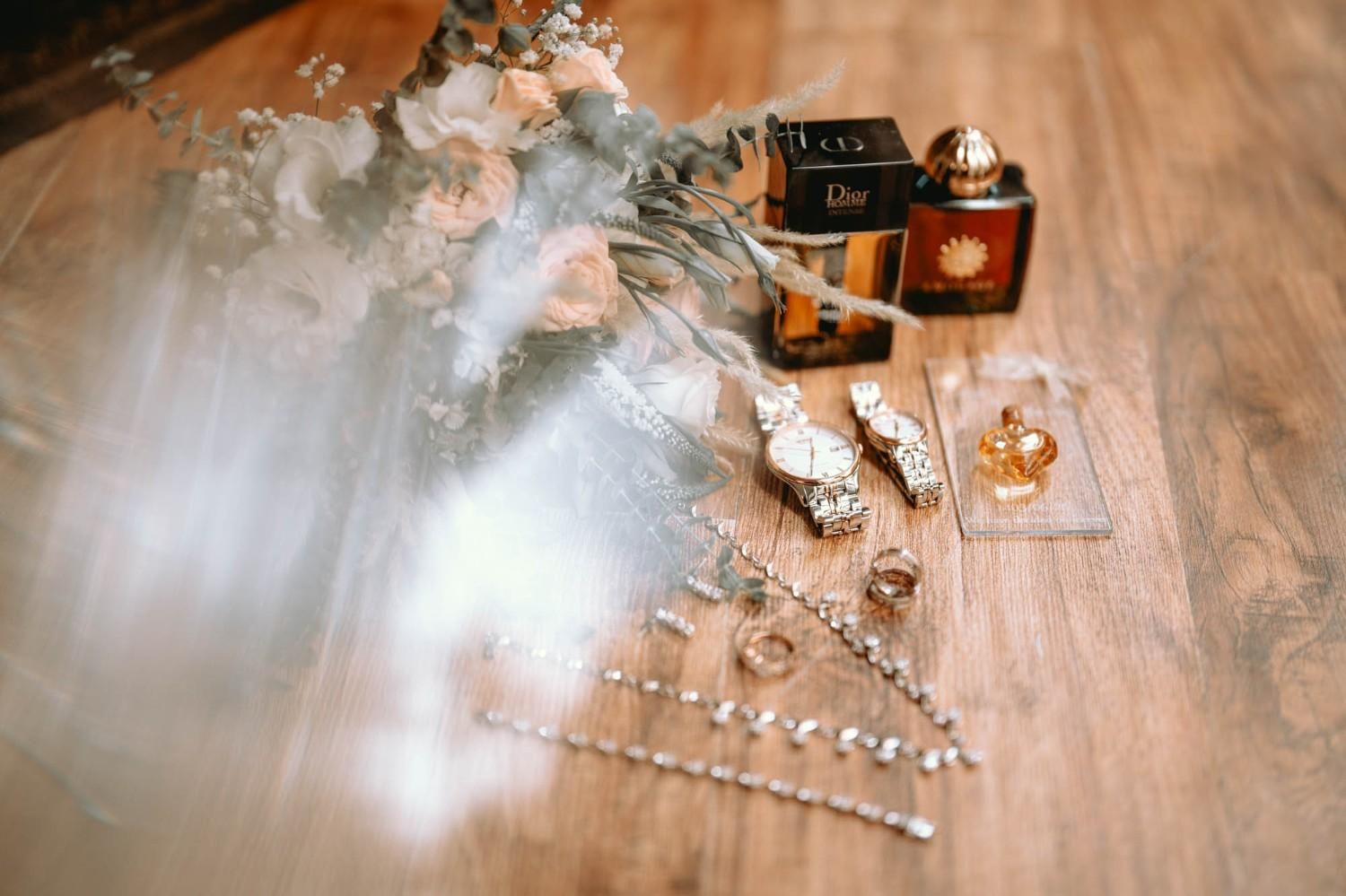 عکاسی و فیلم عروسی  (با تخفیف)   جشن/عقد/فرمالیته|خدمات پذیرایی، مراسم|تبریز, |دیوار