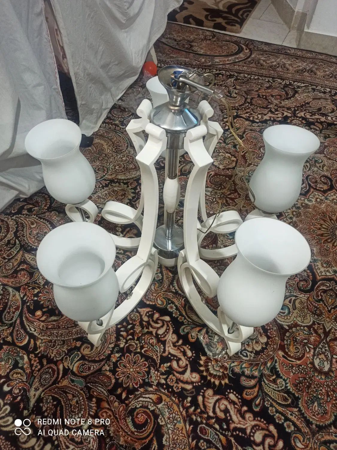 چندین عدد لوستر دیواری همه رو یکجا به قیمت ۲۲۰۰|لوستر و چراغ آویز|ورامین, ورامین|دیوار