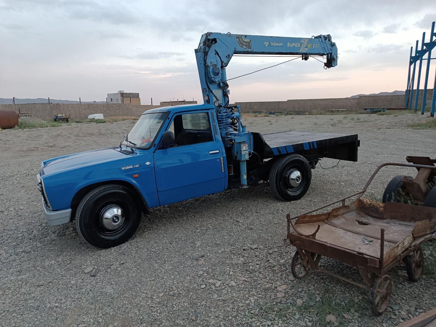 جرثقیل و بالابر نیسانی|خدمات حمل و نقل|ساوه, |دیوار