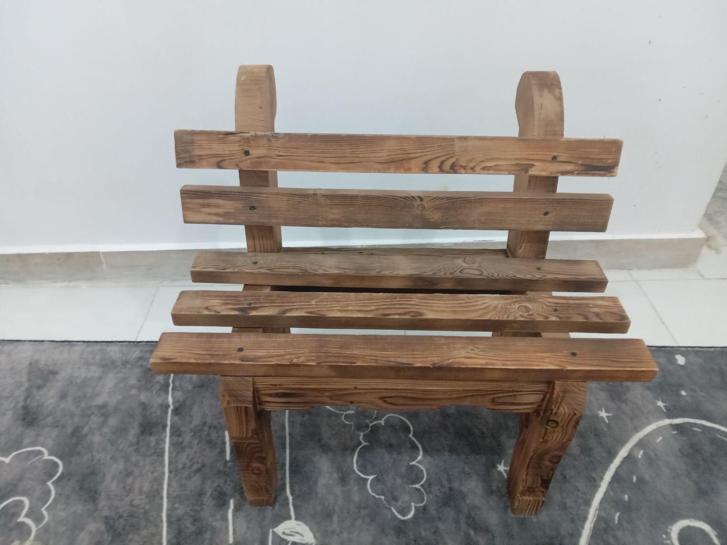 صندلی|تخت و صندلی بچه|شوشتر, |دیوار