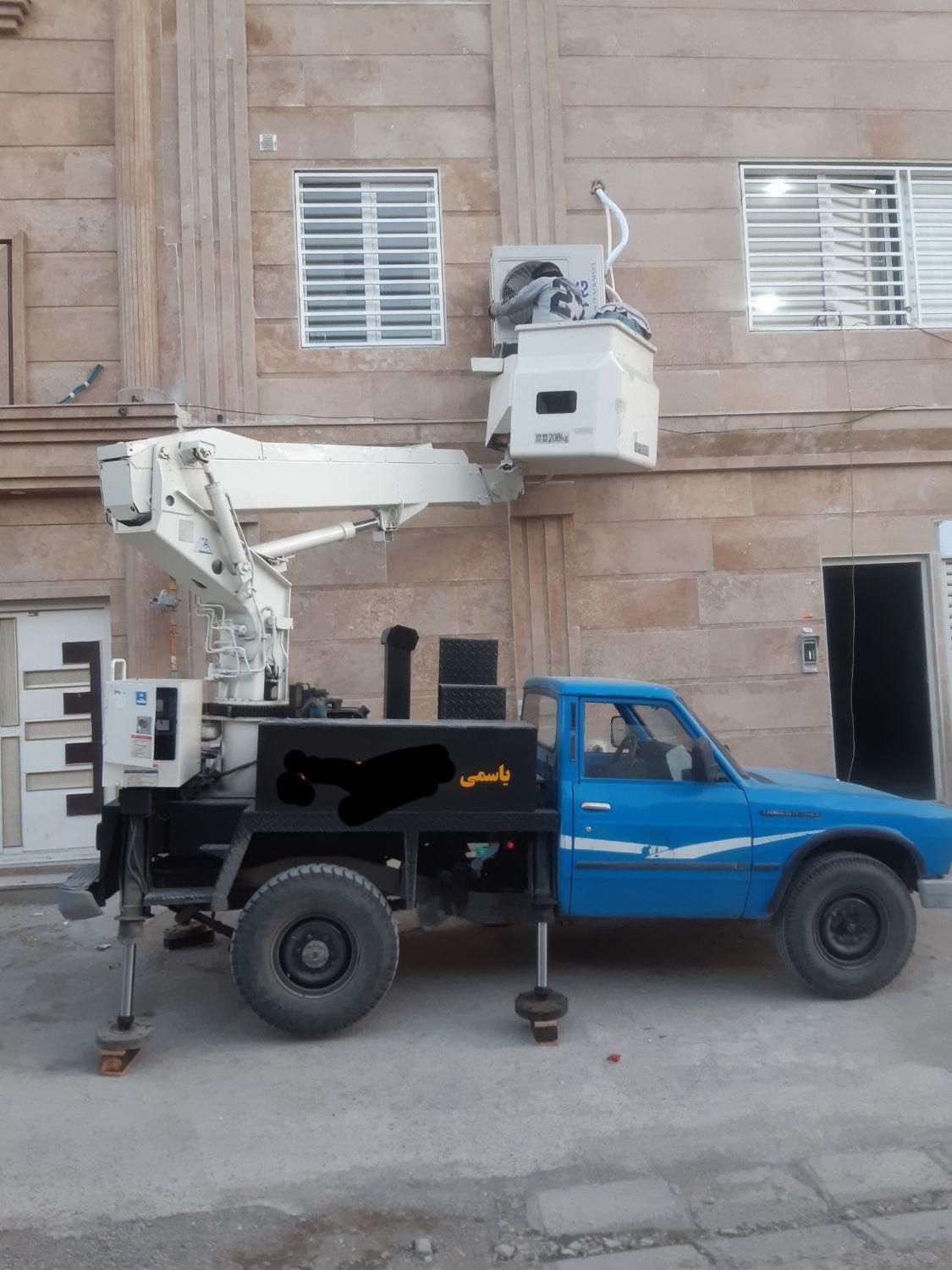 جرثقیل بالابر نیسانی سبددار|خدمات حمل و نقل|خرمآباد, |دیوار