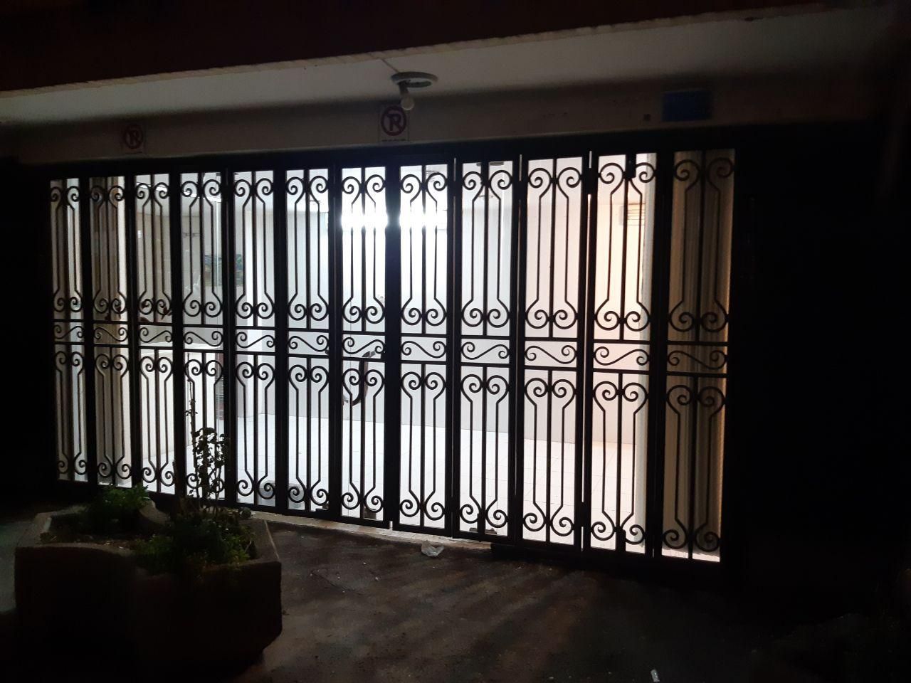 اجاره مغازه ۲۶ متری در گلزار|اجارهٔ مغازه و غرفه|اصفهان, گلزار|دیوار