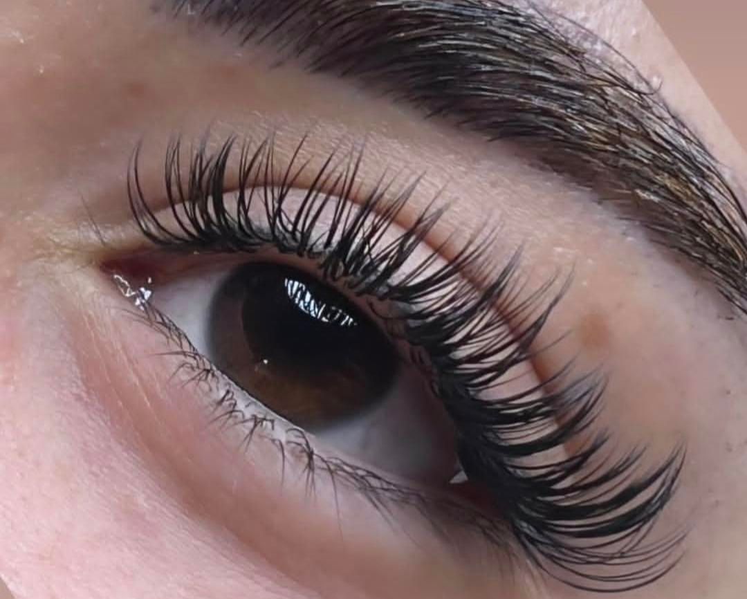 اکستیشن مژه و لیفت ابرو|خدمات آرایشگری و زیبایی|مراغه, |دیوار