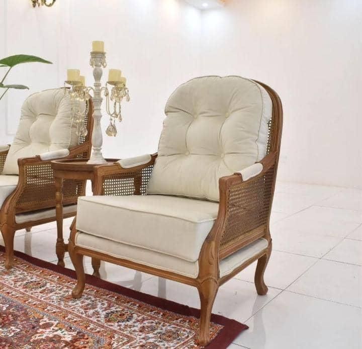 مبل کلاسیک رومئو|مبلمان خانگی و میز عسلی|صدرا-فارس, |دیوار