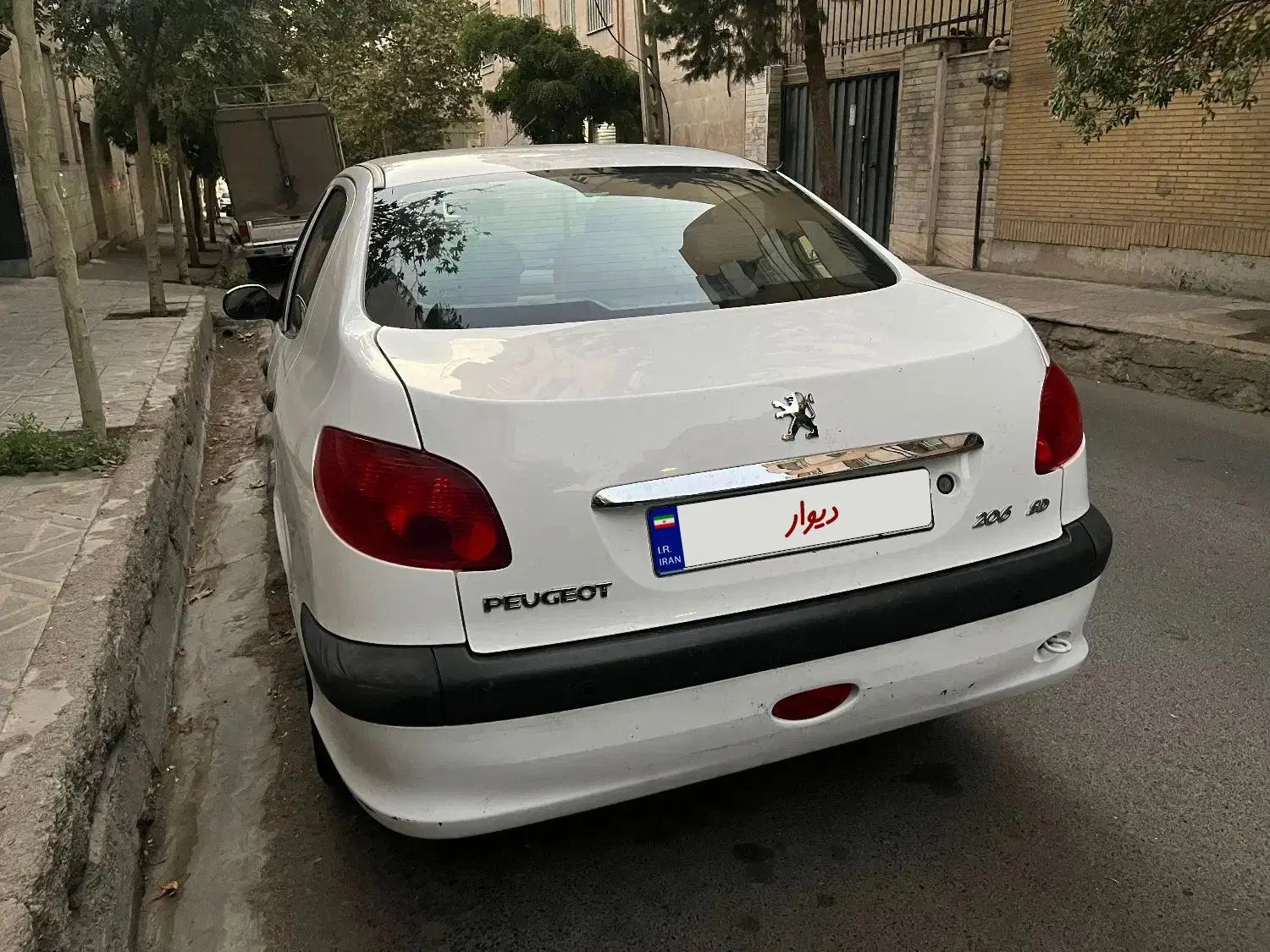 پژو 206 صندوقدار V8 مدل 97|خودرو سواری و وانت|کرج, عظیمیه|دیوار