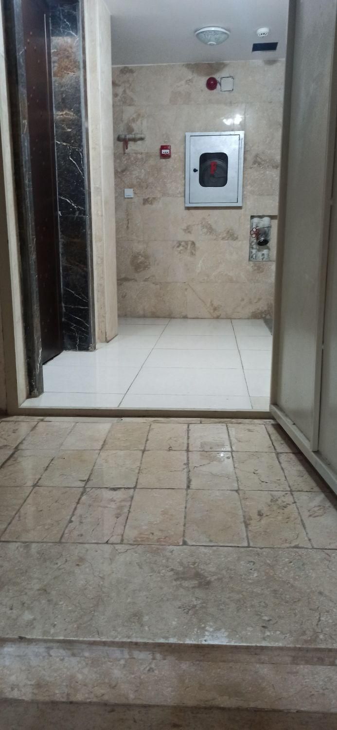 تنظیف تخصصی ساختمان حرفه منه|خدمات نظافت|شیراز, شهرک ولیعصر|دیوار