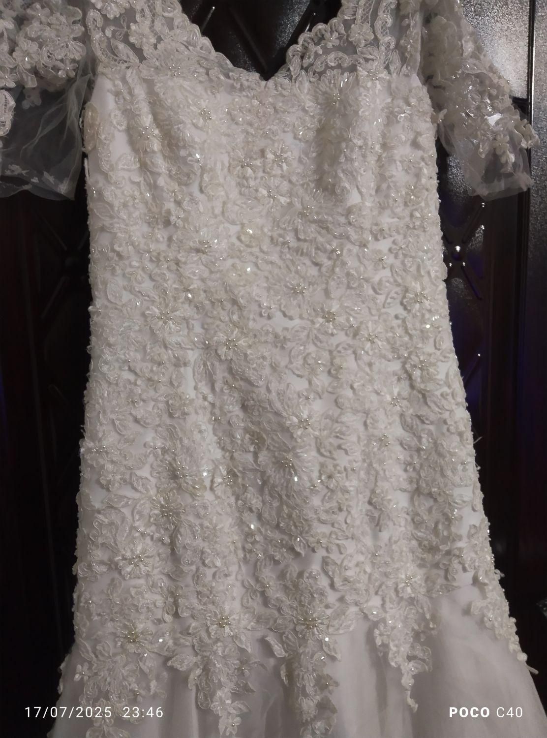 لباس عروس|لباس|ارومیه, |دیوار