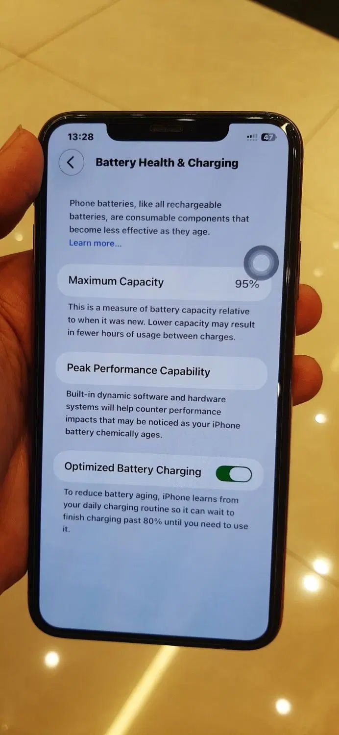 اپل iPhone 11 Pro Max با حافظهٔ ۲۵۶ گیگابایت|موبایل|تهران, فلسطین (میدان انقلاب)|دیوار