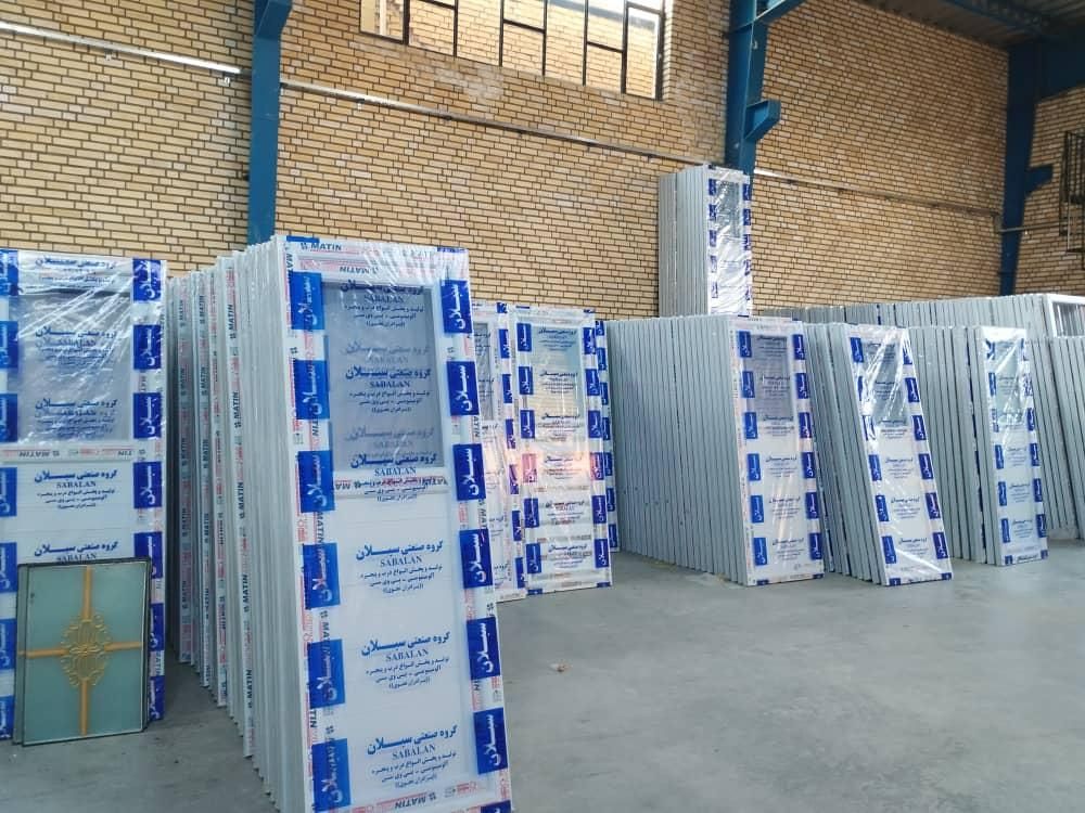 درب فلزی حیاطی در آلومینیوم و pvc(upvc) آلومینیومی|مصالح و تجهیزات ساختمان|شیراز, پانصد دستگاه ارتش|دیوار