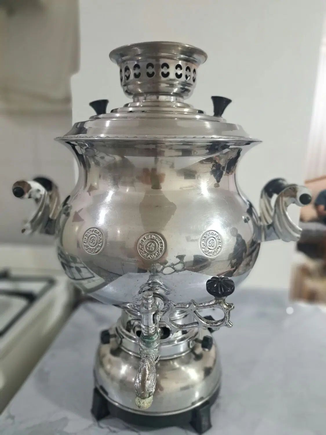 سماور گازی|سماور، چای‌ساز، قهوه‌ساز|رشت, معلم|دیوار