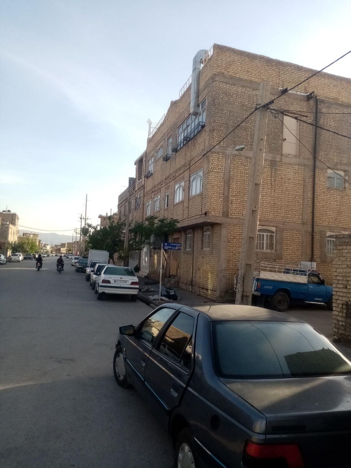 فروش آپارتمان ۱۳۰ متر ۲ خواب طبقه 2 در شهرک مهرگان|فروش آپارتمان|شیراز, شهرک مهرگان|دیوار