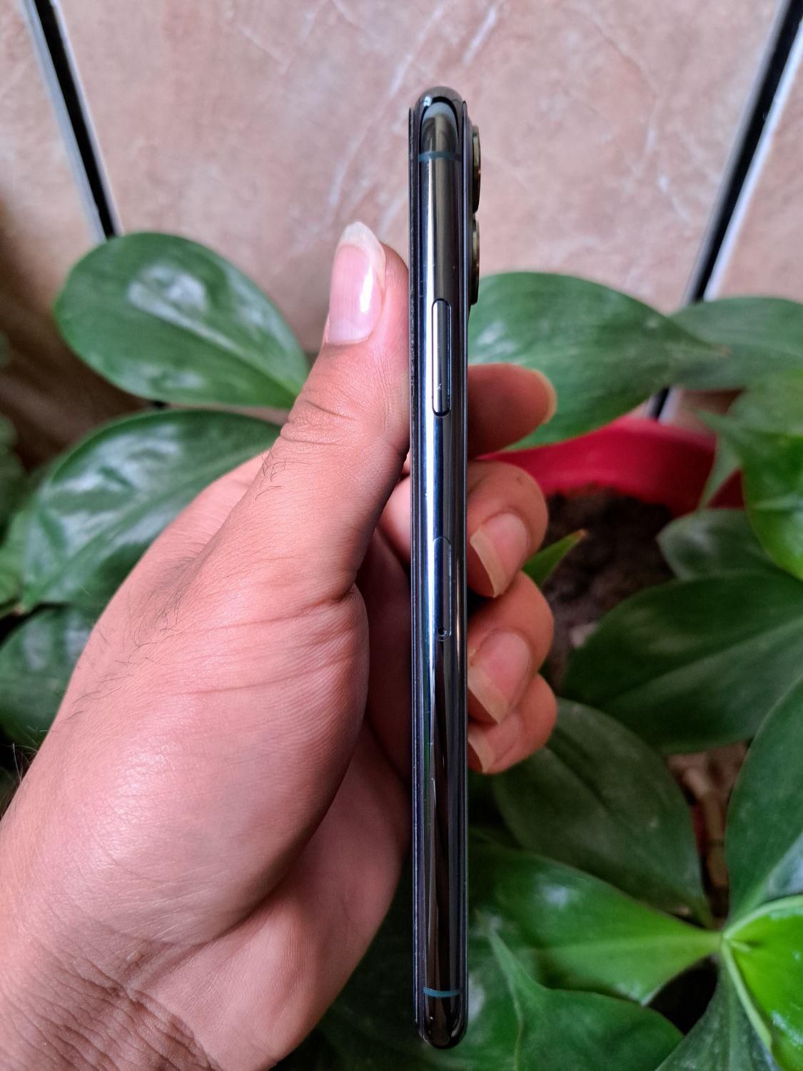 اپل iPhone 11 Pro Max با حافظهٔ ۲۵۶ گیگابایت|موبایل|گرگان, |دیوار