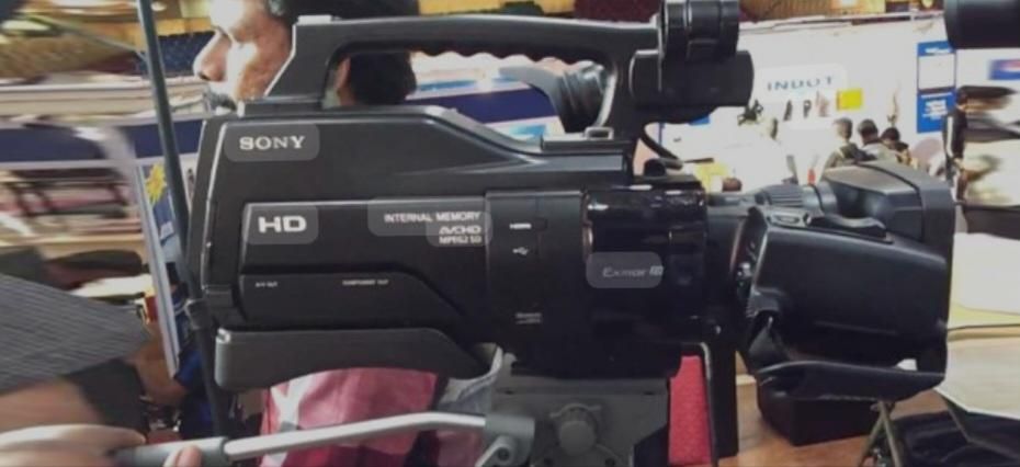 فروش دوربین فیلمبرداری و عکاسی با حافظه داخلی|دوربین عکاسی و فیلم‌برداری|کرمان, |دیوار