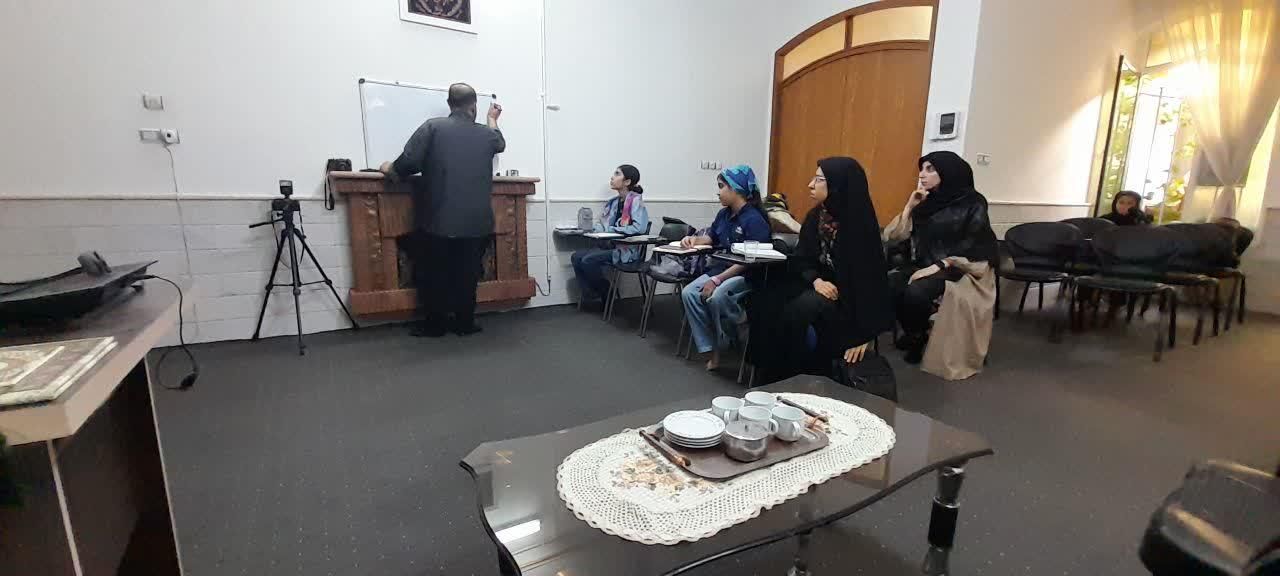 آموزش اصول و فنون مذاکره و فن بیان|خدمات آموزشی|قم, کیوانفر|دیوار